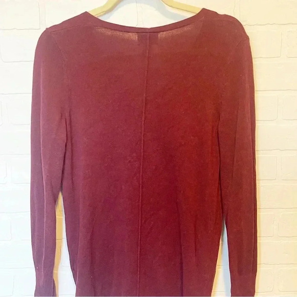 Old Navy red maroon v neck sweater size small - Picture 7 of 9
